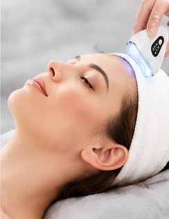 Lorairé™ Hot & Cold Face Massager